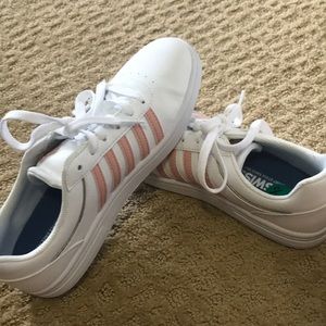 K-Swiss court style
